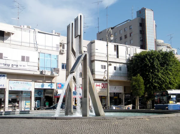 Petah tikva çeşme haim Özer St 2010