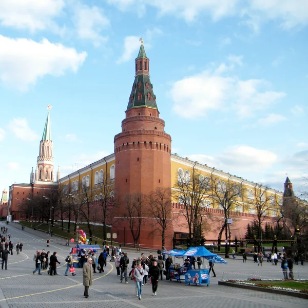 Moscou Kremlin a Torre do Arsenal de Canto 2011 — Fotografia de Stock