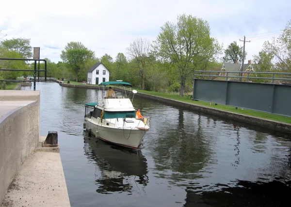 Rideau Canal Merrickville boat before lock 2008 — Stock Photo, Image