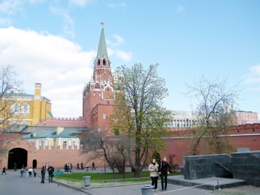Moskova Kremlin Troitskaya Kulesi akşam 2011