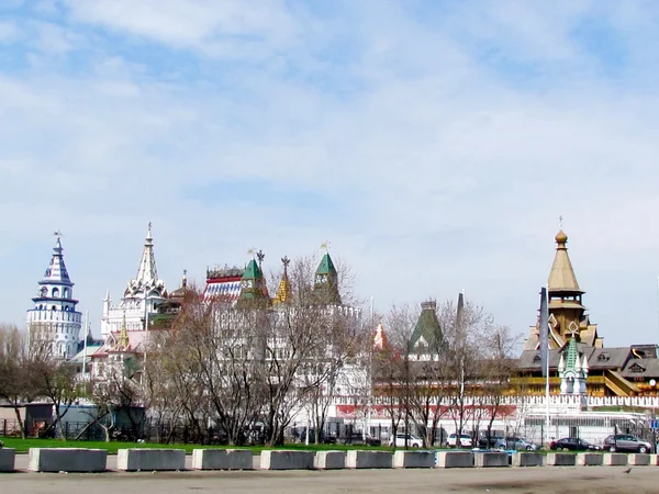 Moskva den Izmailovsky marknaden 2011 — Stockfoto