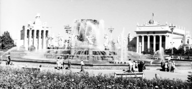 Halkların dostluk Moskova VDNKh Çeşmesi 1962
