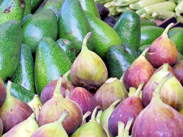 Tel Aviv verse vijgen en avocado 2012 — Stockfoto