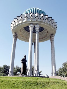 Tashkent Alisher Navoi Memorial 2007  clipart