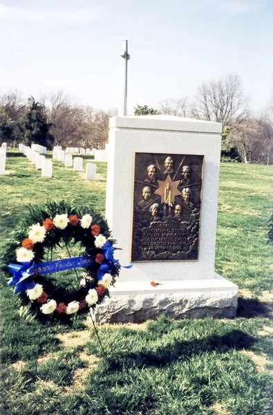 Arlington Cemetery Challenger Memorial 1999 — Stock Photo, Image