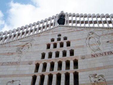 Cephe 2010 Nazareth Basilica parçası