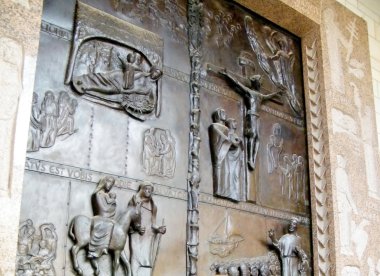 Nazareth Basilica kapı 2010 