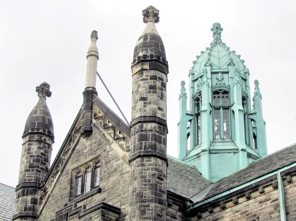 Toronto University Trinity College torres 2013 — Foto de Stock