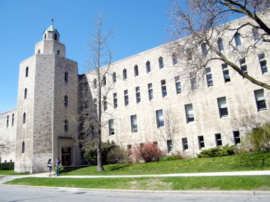 Toronto Üniversitesi Carr Hall 2010