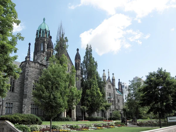 Toronto Üniversitesi Trinity College 2009
