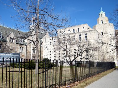 Toronto Üniversitesi Carr Hall 2010
