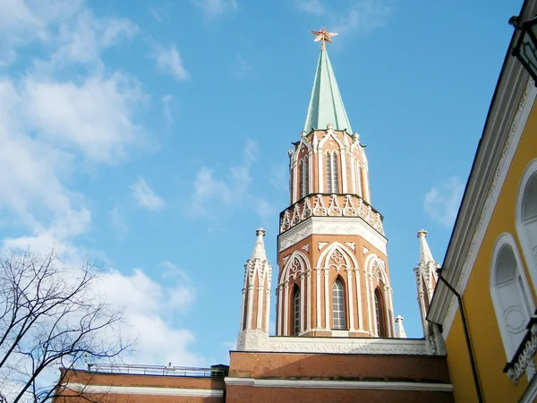 Moskiewskim Kremlu Nikolskaya wieża może 2011 — Zdjęcie stockowe