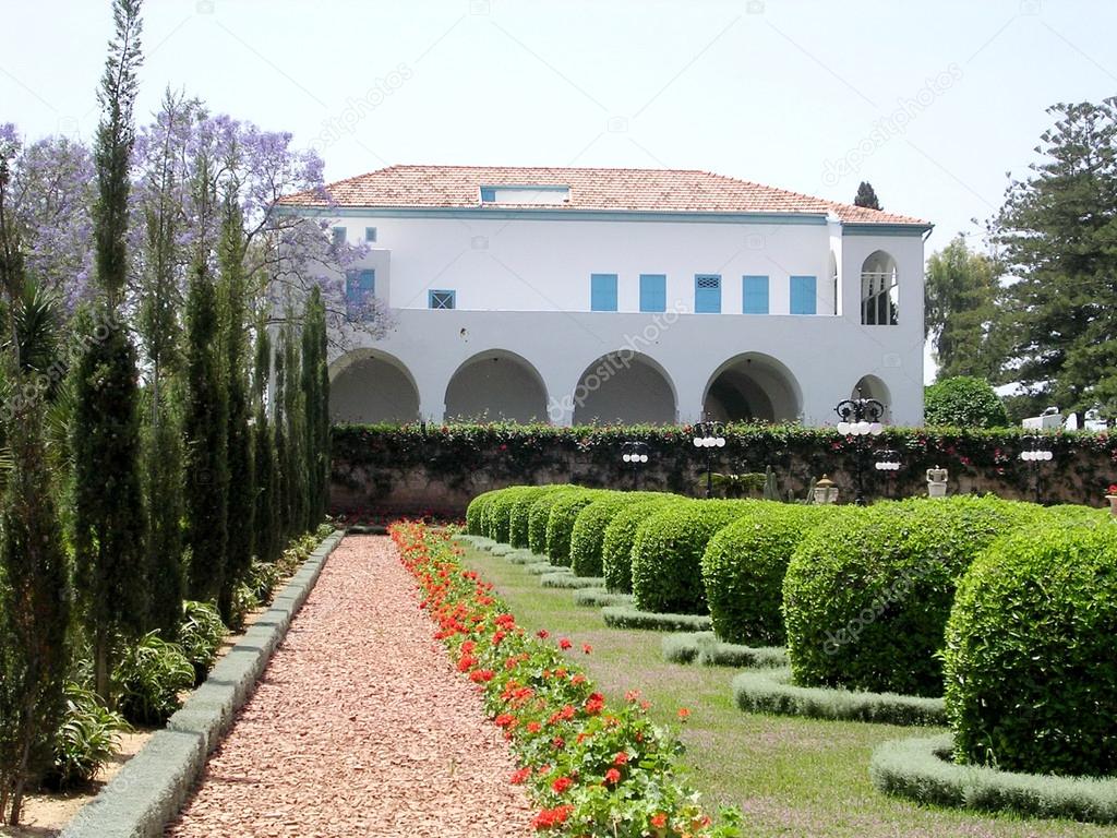Akko Bahai gardens view of the Mansion of Bahji 2004