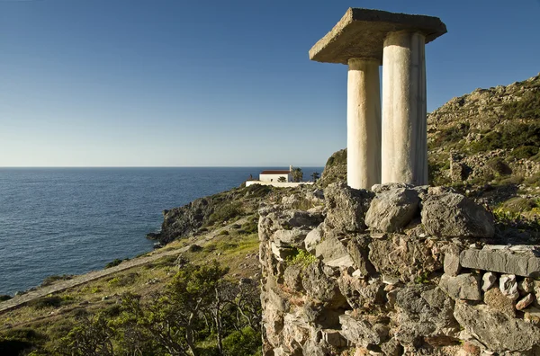 Loutro wieś Crete island road cmentarza — Zdjęcie stockowe