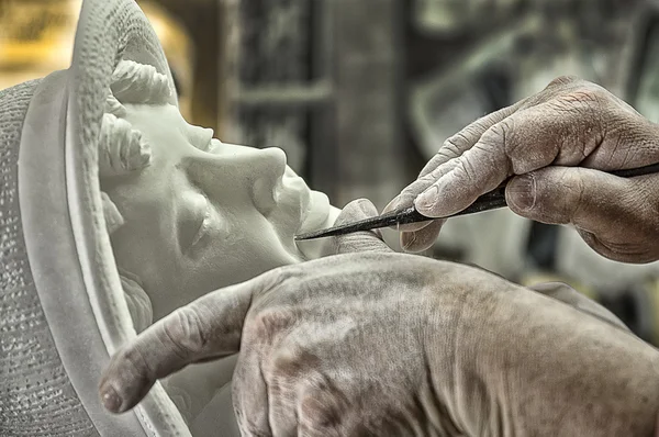 Alabaster sculpture Volterra village (Italy) — Stock Photo, Image