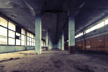 terk edilmiş fabrika