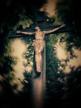 İsa üzerinde çapraz