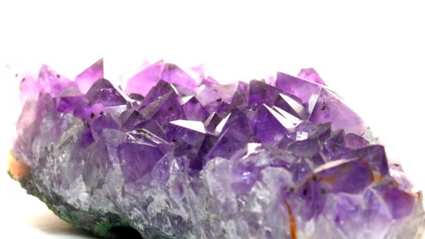 转盘桌上的紫水晶石 — 图库视频影像