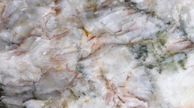 Kalsit, karbonat minerali, döner masa üzerinde Donsbach madeni.