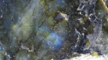 Labradorite ve Schiller sehpada