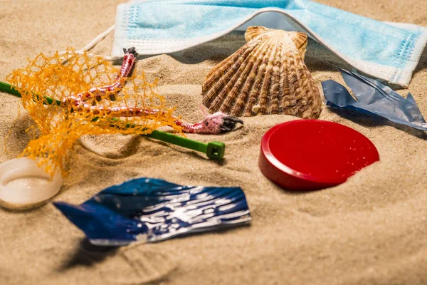 Contaminación Plástica Una Playa —  Fotos de Stock