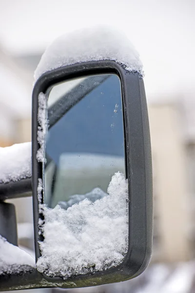 Snowhat lusterko samochodowe — Zdjęcie stockowe
