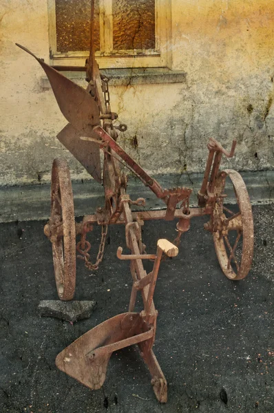 Antique agriculture machine plough — Stock Photo, Image