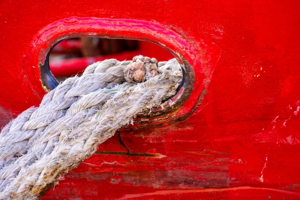 Mooring lijn van een trawler — Stockfoto