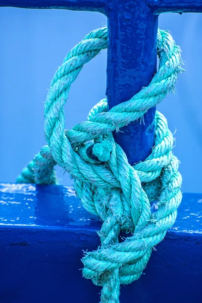 Mooring lijn van een trawler — Stockfoto