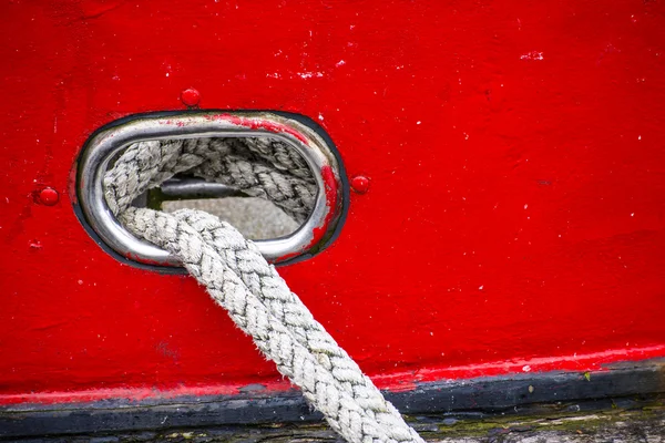 Mooring lijn van een trawler — Stockfoto