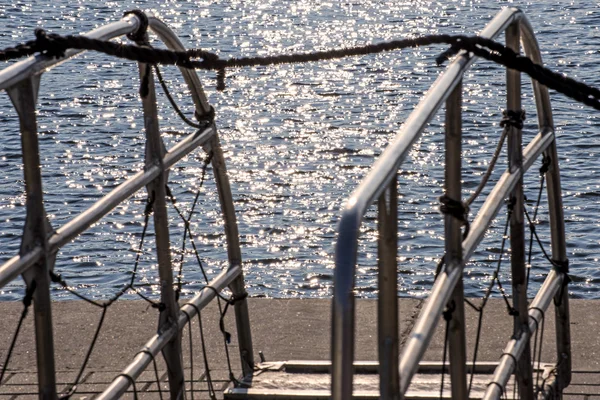 Passerelle dans un port — Photo