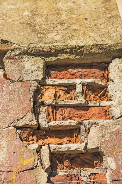 Vecchio muro di mattoni — Foto Stock