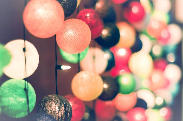 Noche de fiesta con una bola de luz . — Foto de Stock