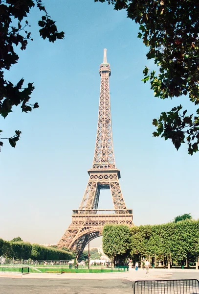 Hem i synnerhet Paris-Eiffeltornet. — Stockfoto