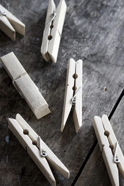 Pegs de ropa de madera — Foto de Stock