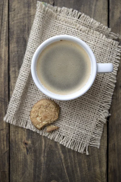 Chocolate chip cookies och kaffe — Stockfoto