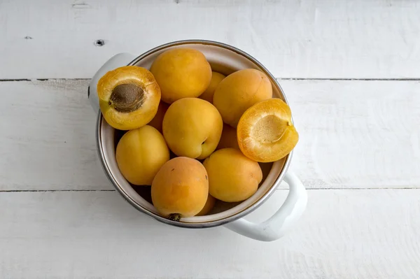 Freshly Picked Apricots — Stock Photo, Image