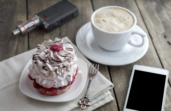 Coffee and cake for breakfast — Stock Photo, Image