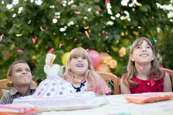 Children kid in birthday party — Stock Photo, Image