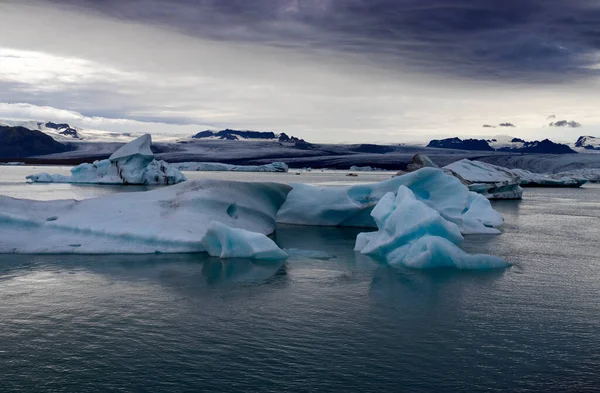 Melting Glaciers Climate Change Concept Dramatic Image Icebergs Jokulsarlon Lagoon — стоковое фото