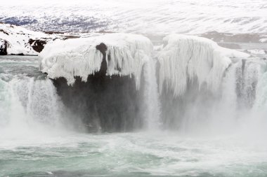 Donmuş İzlanda şelale - Godafoss