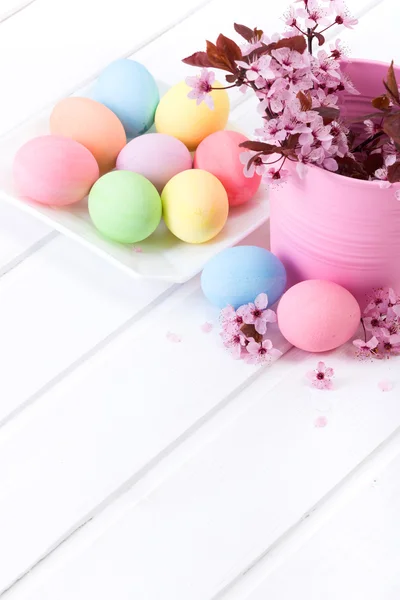 Easter arrangement with peach flowers — Stock Photo, Image