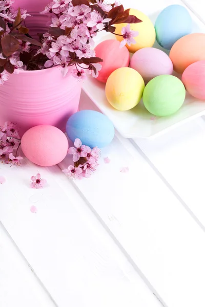 Easter arrangement with peach flowers — Stock Photo, Image