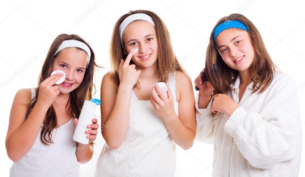 Teenager girls primping