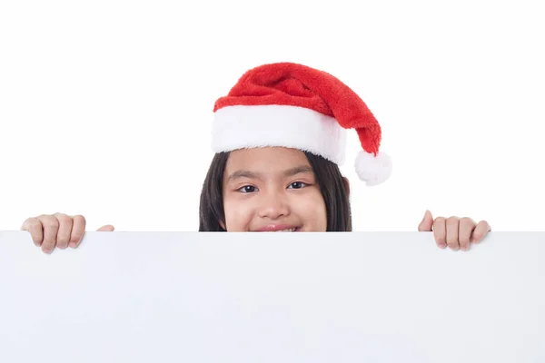 Portrait Une Petite Fille Heureuse Portant Chapeau Père Noël Posant — Photo