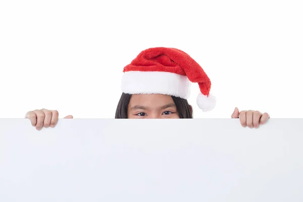 Retrato Uma Menina Feliz Vestindo Chapéu Papai Noel Posando Atrás — Fotografia de Stock