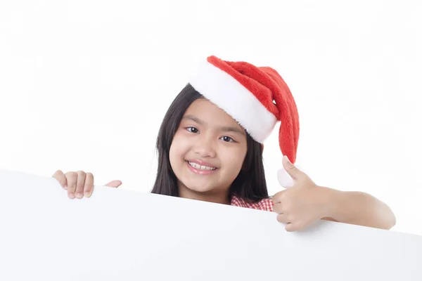 Portrait Une Petite Fille Heureuse Portant Chapeau Père Noël Posant — Photo