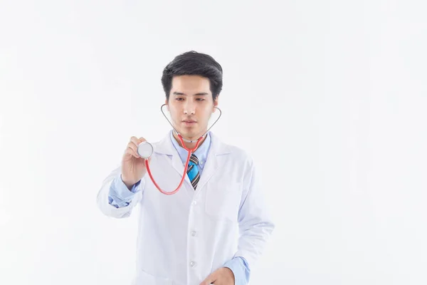 Foto Giovane Bello Bello Allegro Felice Uomo Medico Posa Isolato — Foto Stock