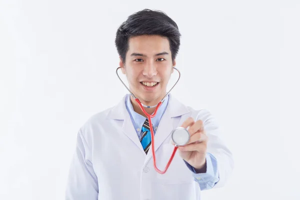 Genç Yakışıklı Neşeli Mutlu Bir Adamın Fotoğrafı Doktor Beyaz Arka — Stok fotoğraf