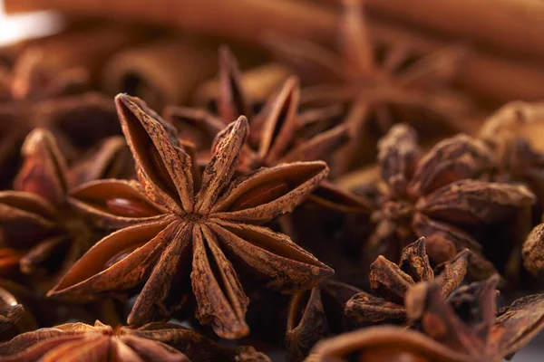 Bastón Canela Especia Anís Estrellado Sobre Fondo Blanco —  Fotos de Stock